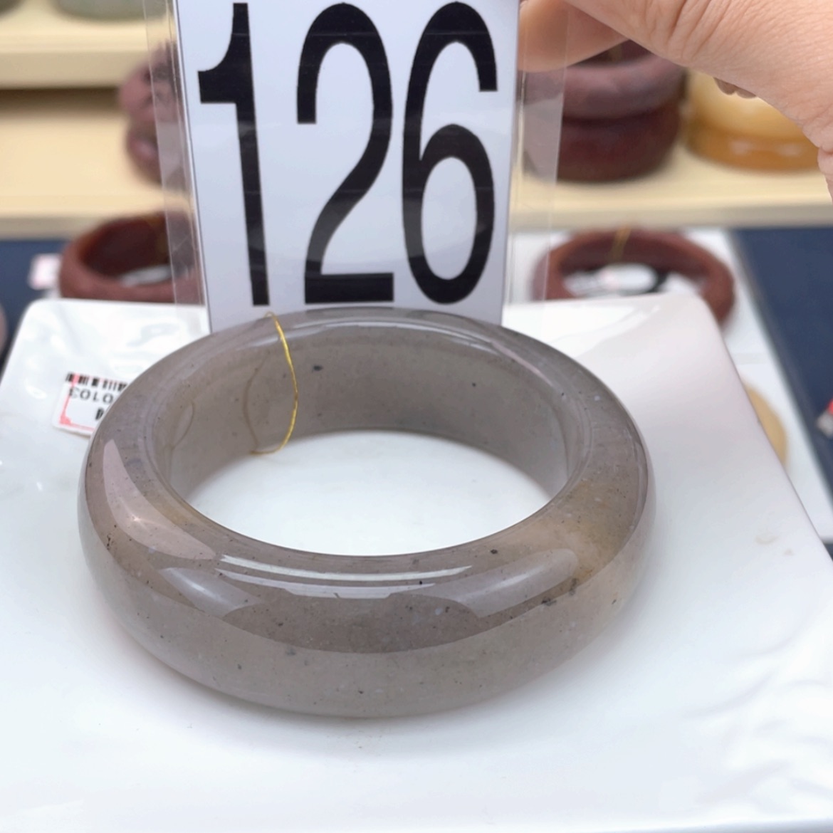 【闪购商品】石英质玉手镯未镶嵌