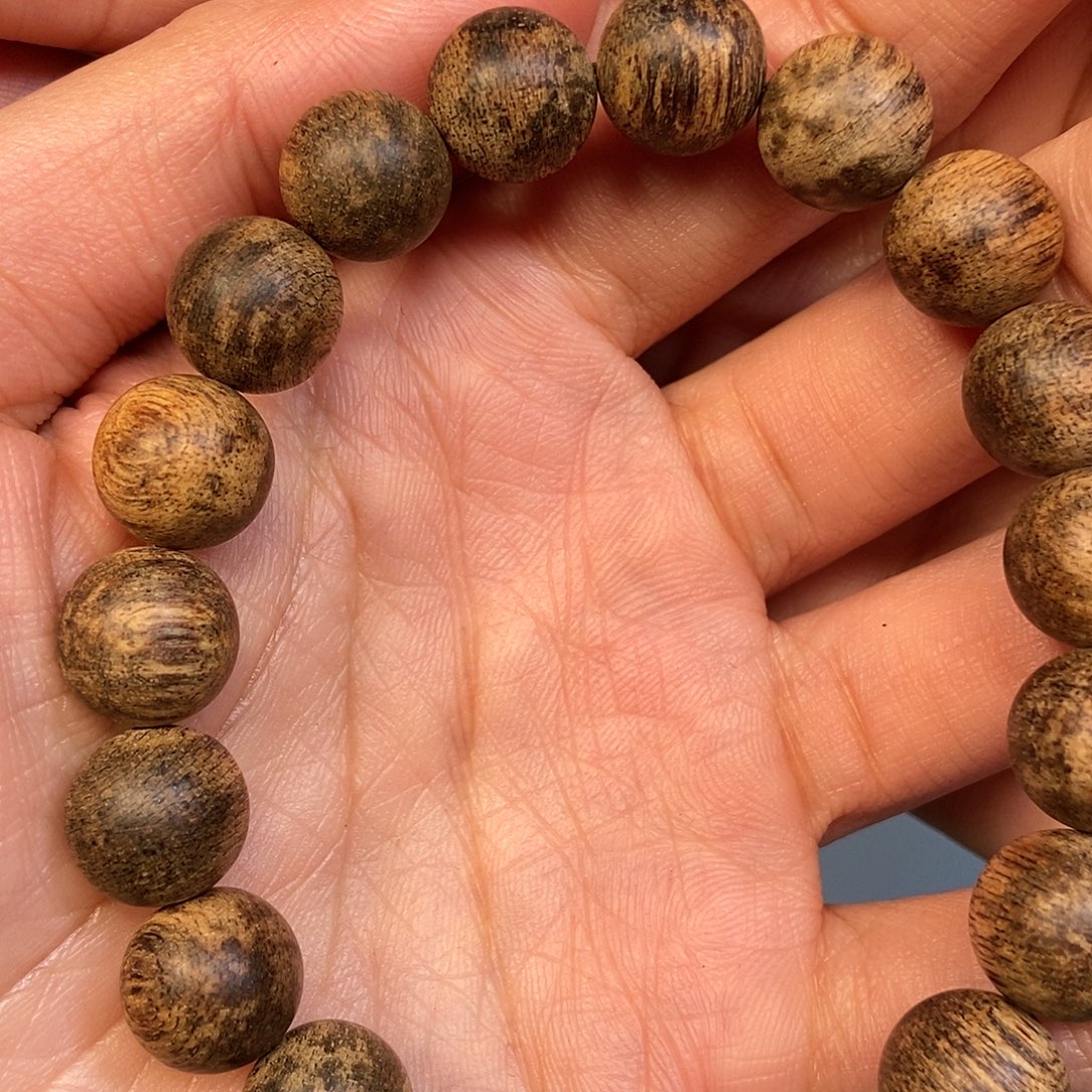 沉香手串天然野登流眉1.1，11.9克，03