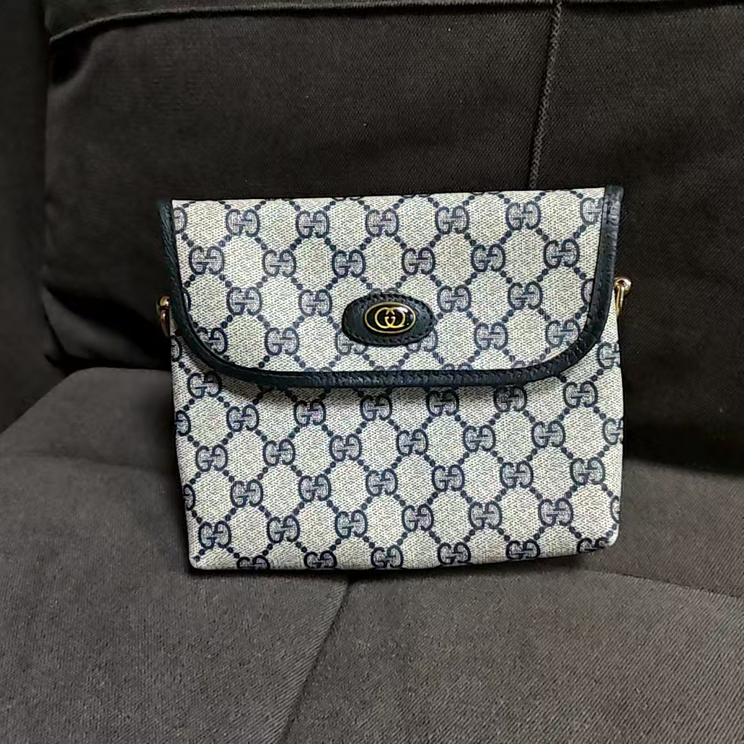 95新 GUCCI/古驰 G专属/古驰蓝花手拿包/26006