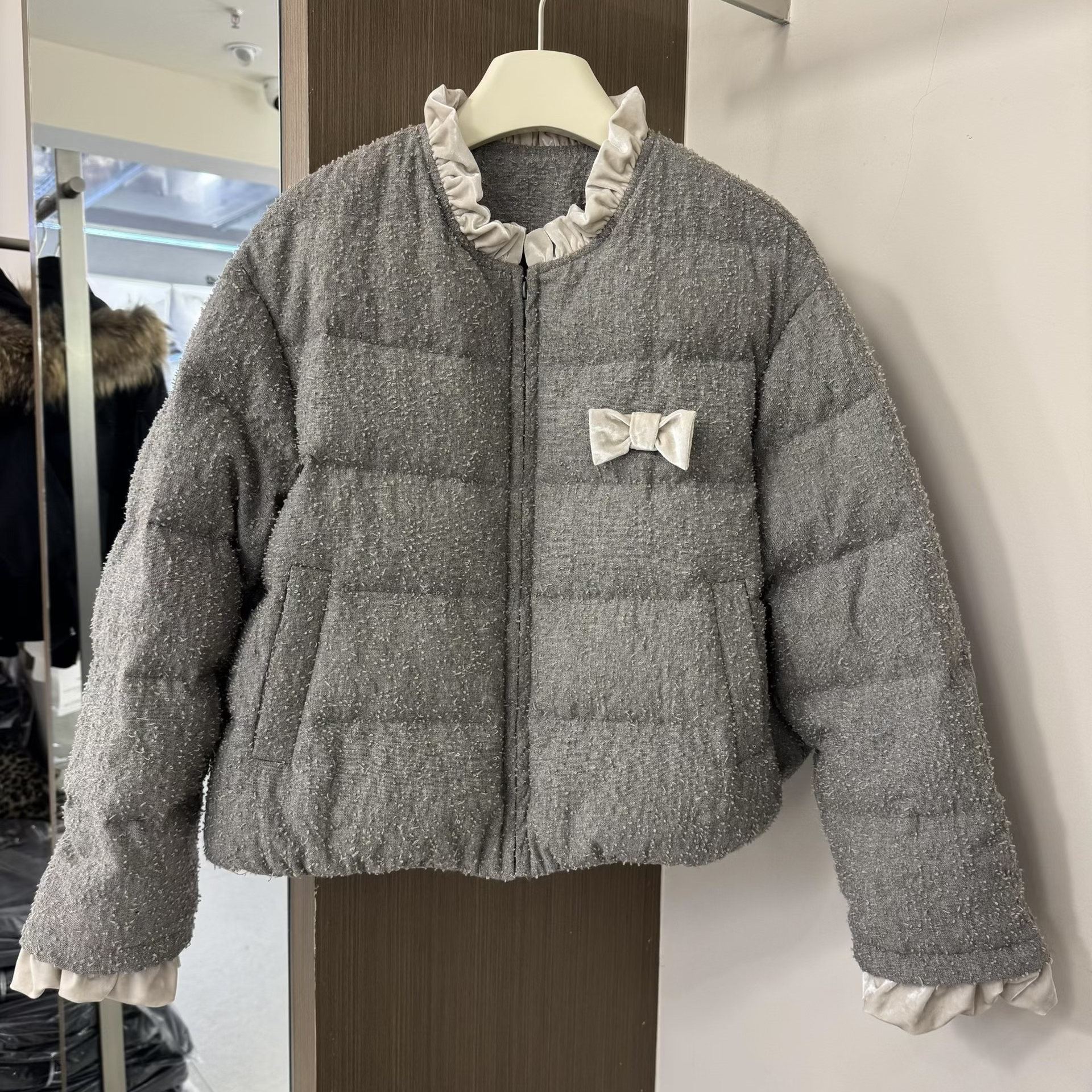 韩版甜美风圆领荷叶边羽绒服女2025冬季新款巨好看小个子保暖外套