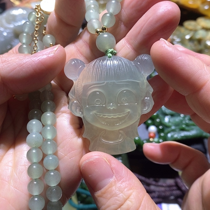 岫玉毛衣链未镶嵌