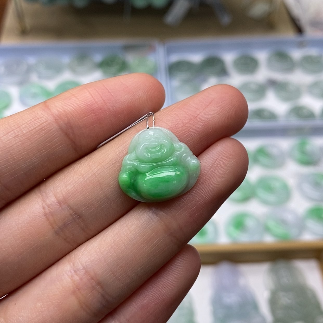 【闪购商品】翡翠颈饰未镶嵌佛公