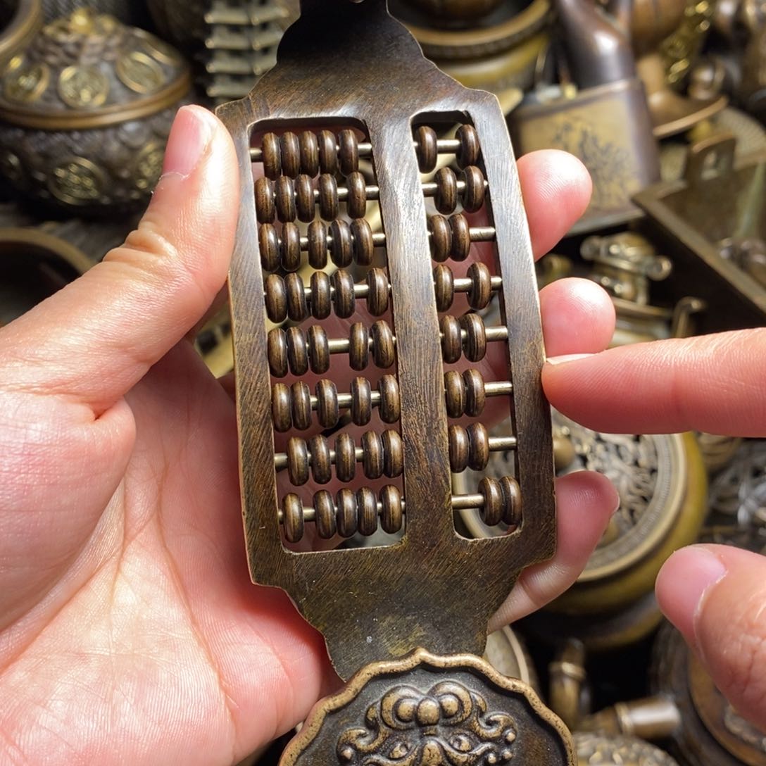 精美铜器做工精良