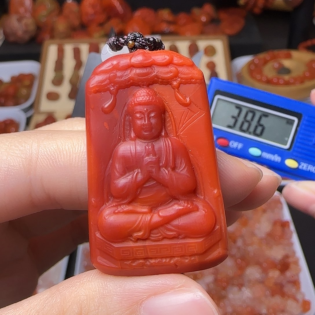 南红玛瑙未镶嵌颈饰