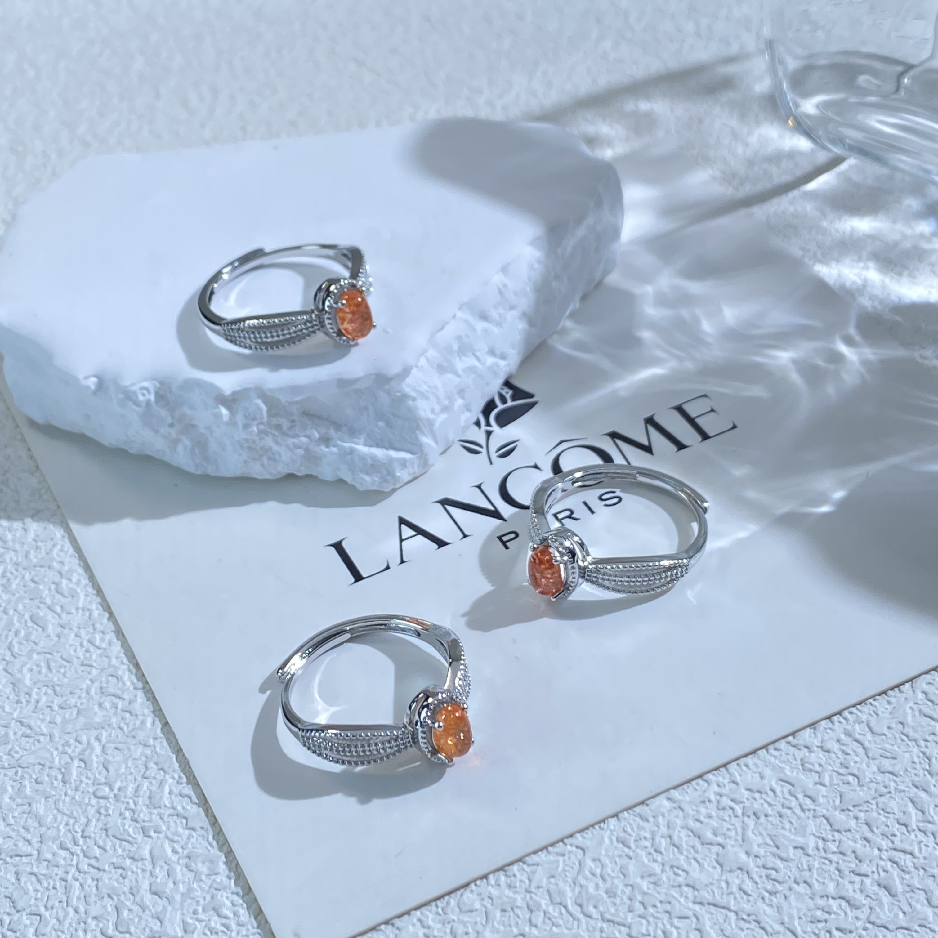 天然水晶戒指多样性随机发货30