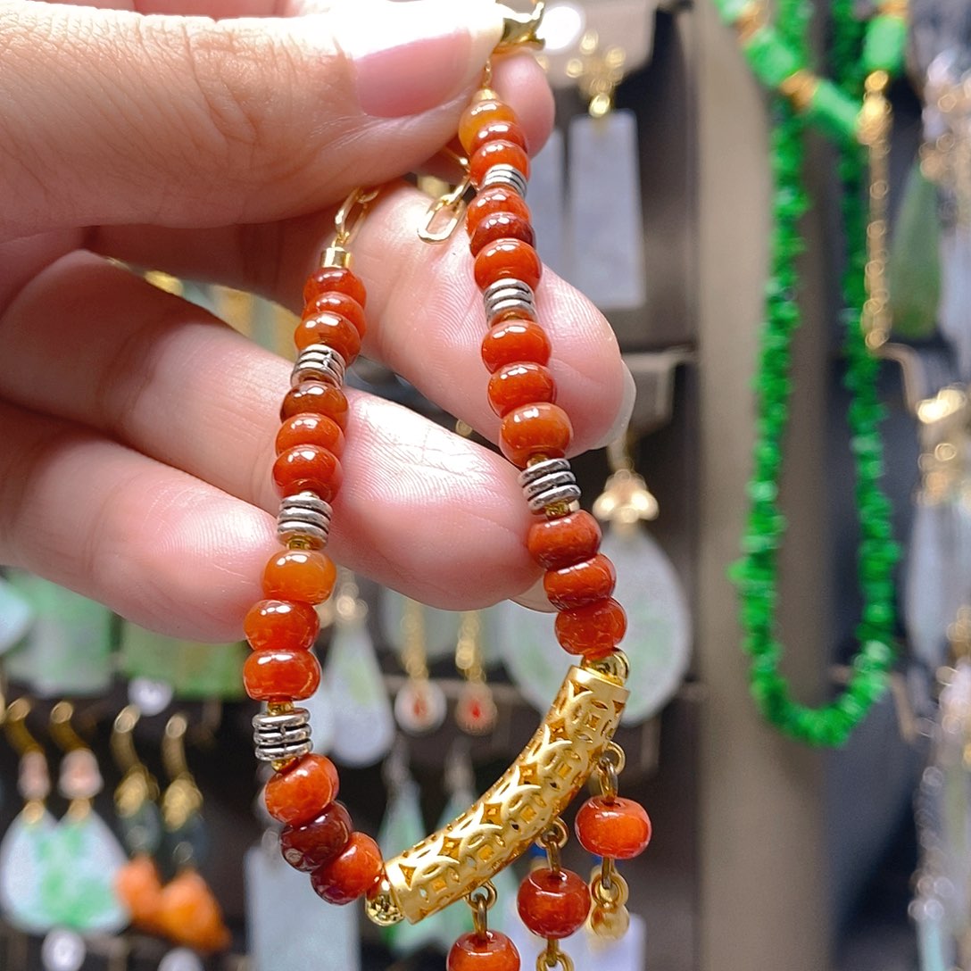 未镶嵌翡翠耳饰翡翠