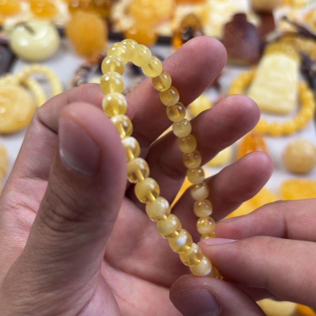 未镶嵌琥珀裸石手串