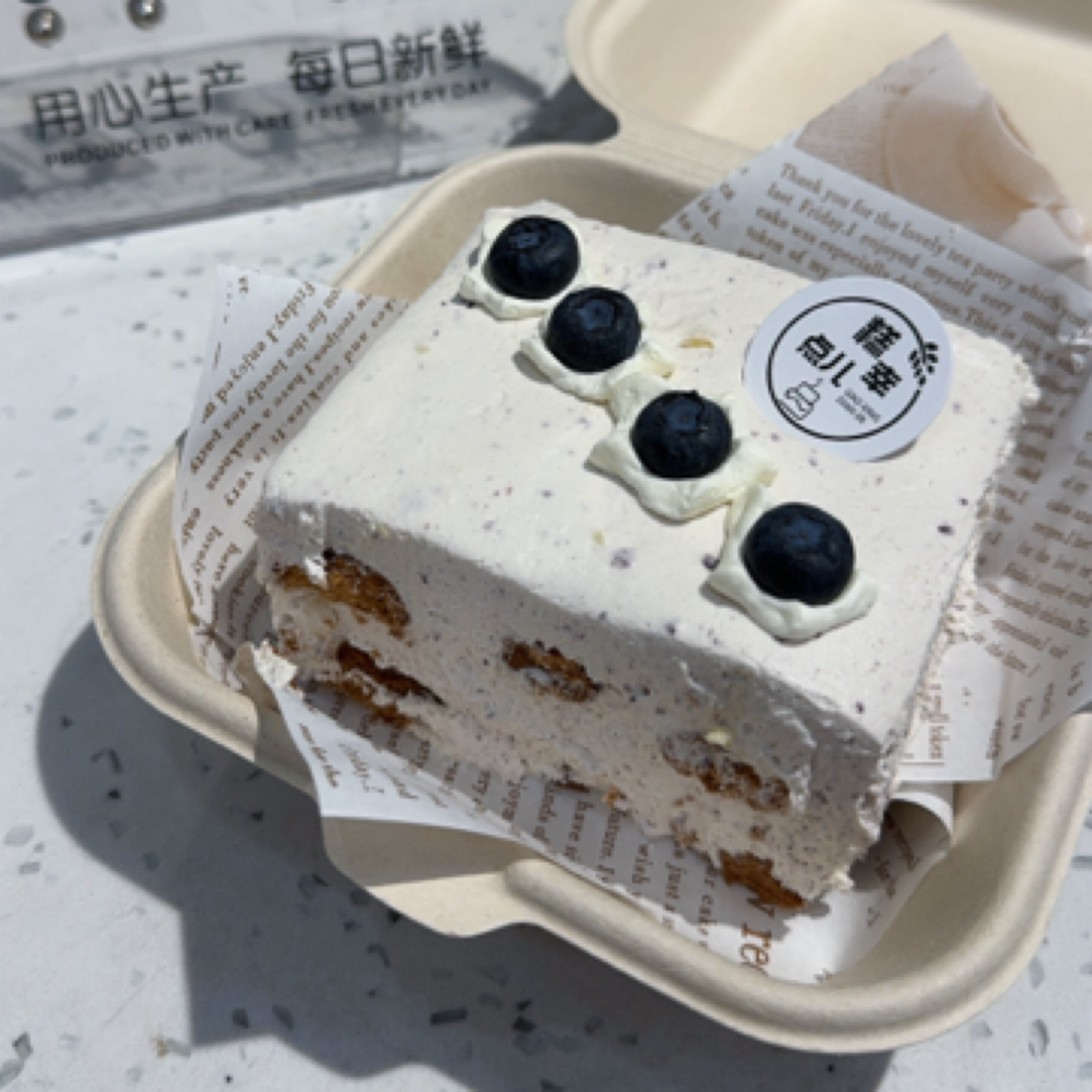 蓝莓口味提拉米苏