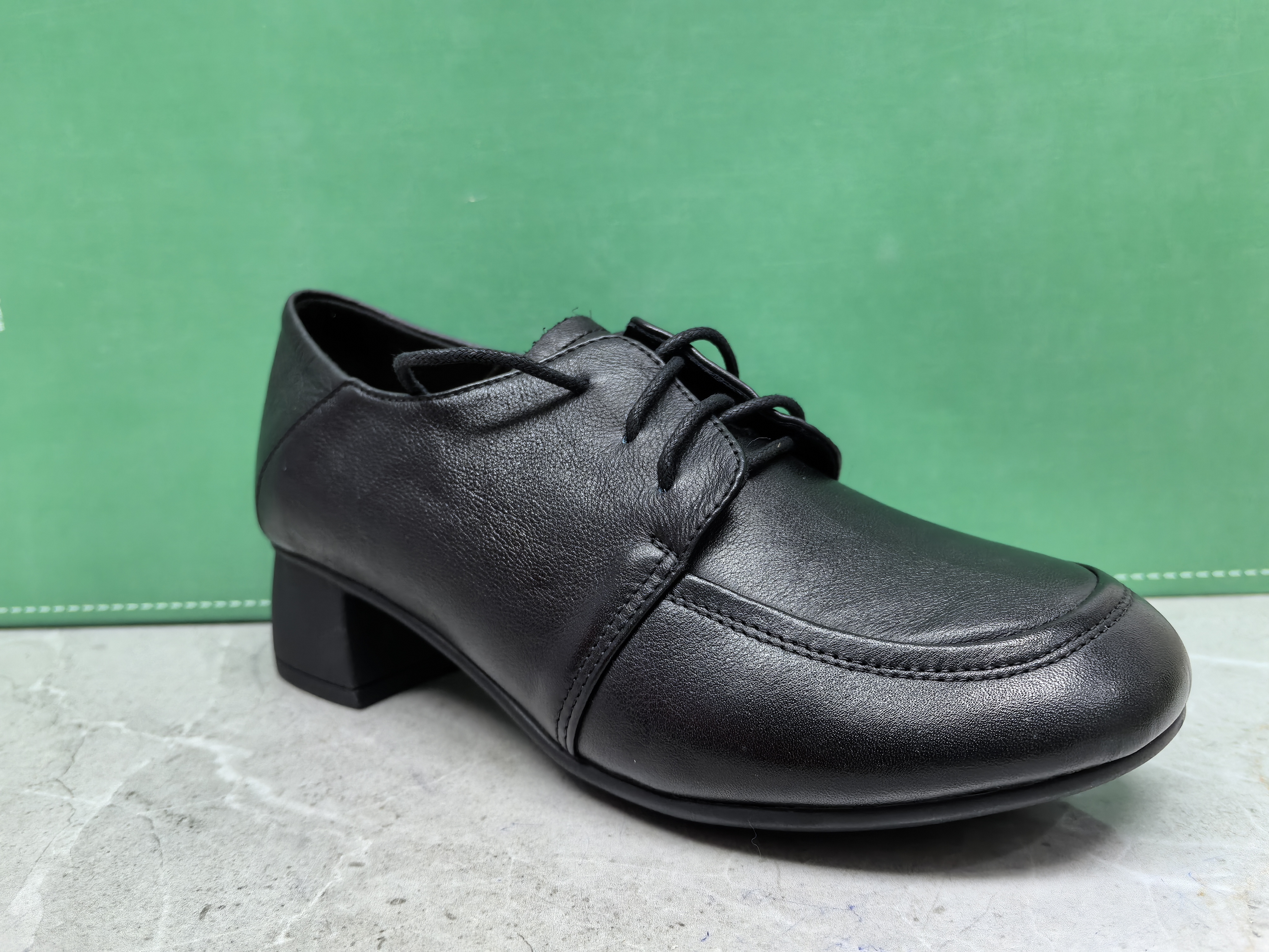 阳阳鞋贸休闲乐福鞋（看直播听主播提示下单）