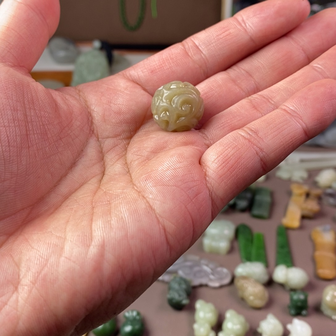 和田玉颈饰未镶嵌赵*杰