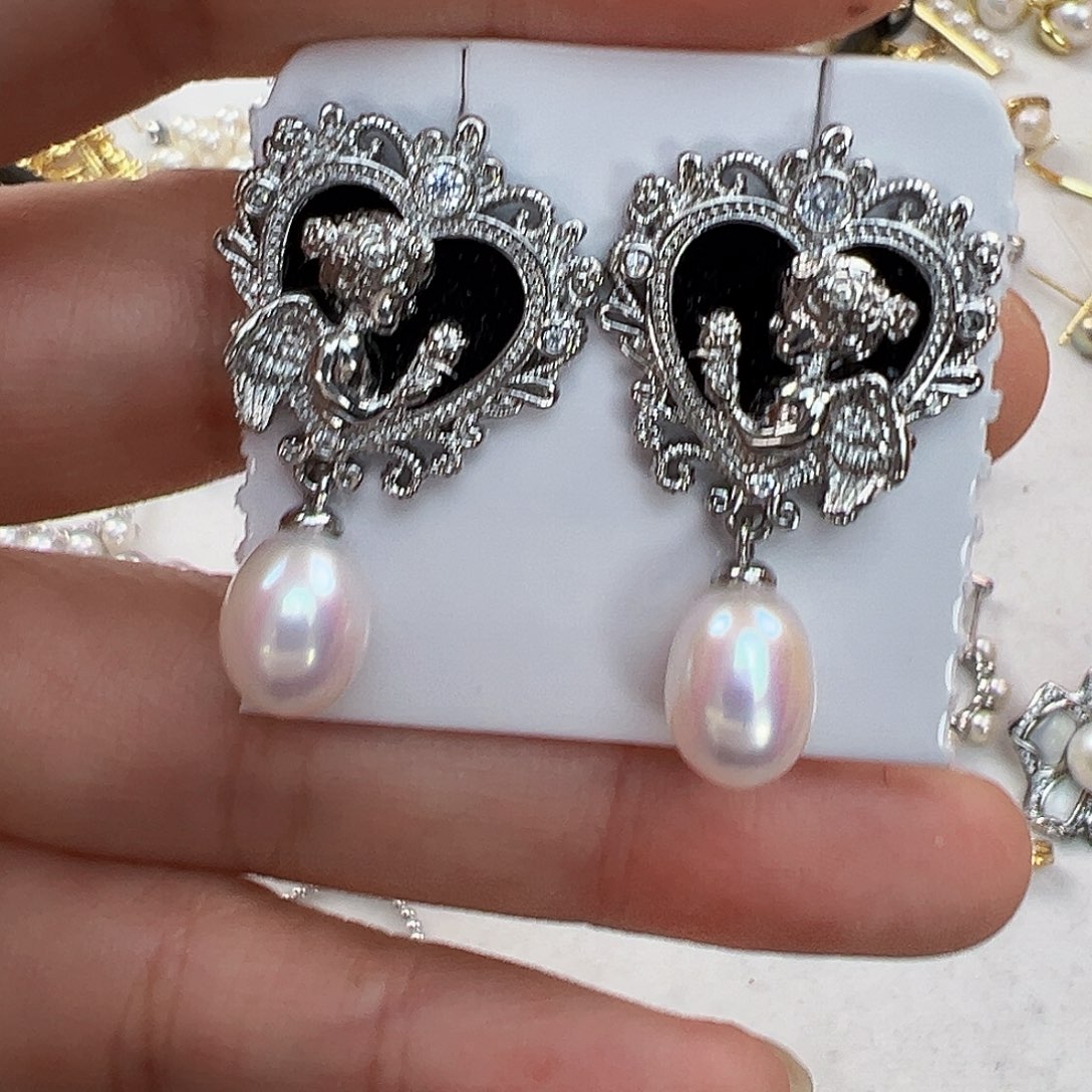 淡水珍珠耳饰未镶嵌