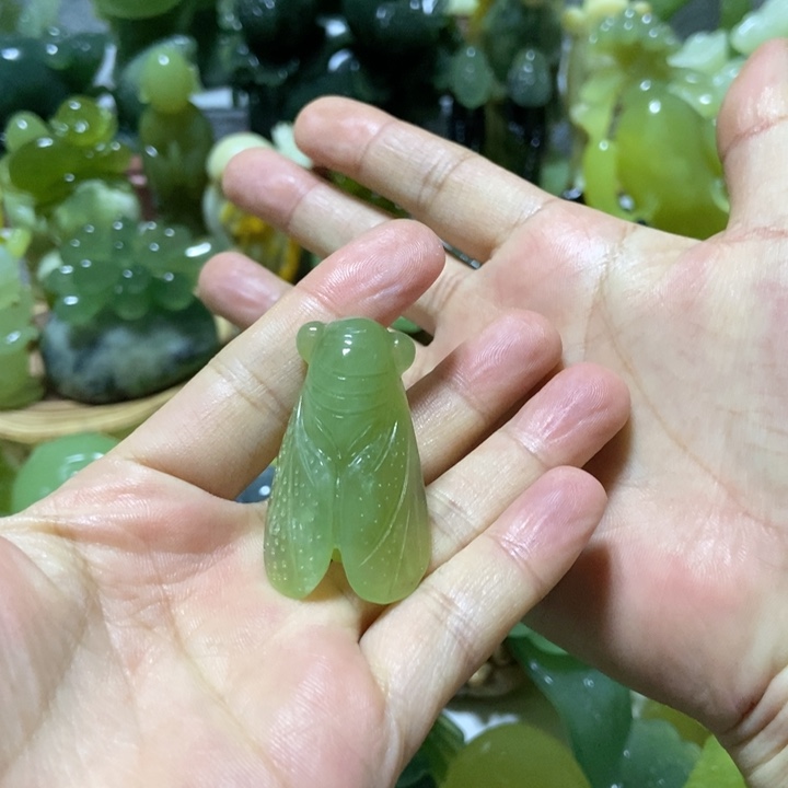 【闪购商品】蛇纹石玉未镶嵌挂件