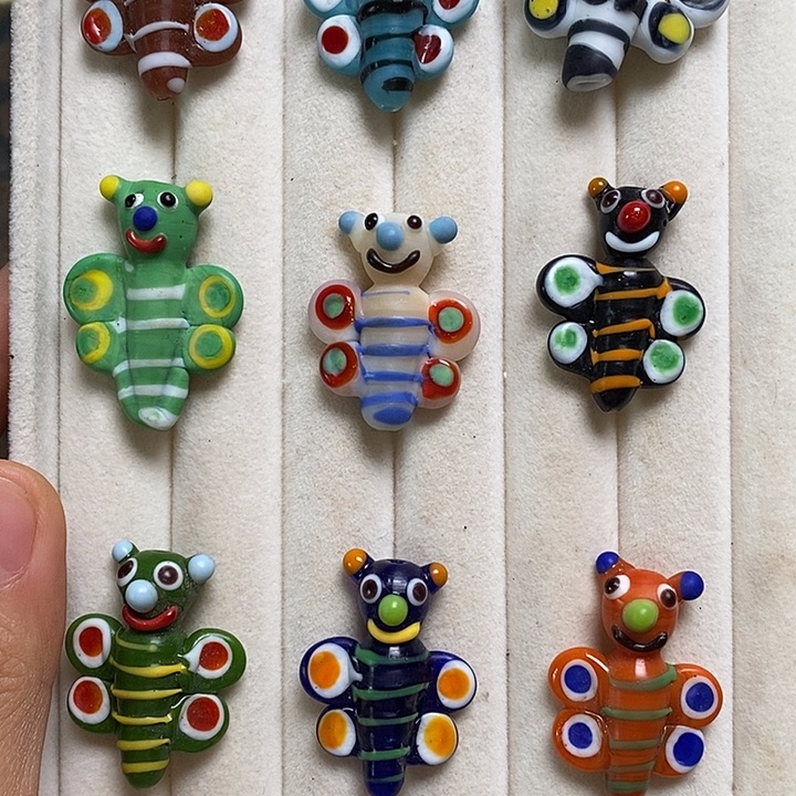 颈饰琉璃随机小蝴蝶两个都0018