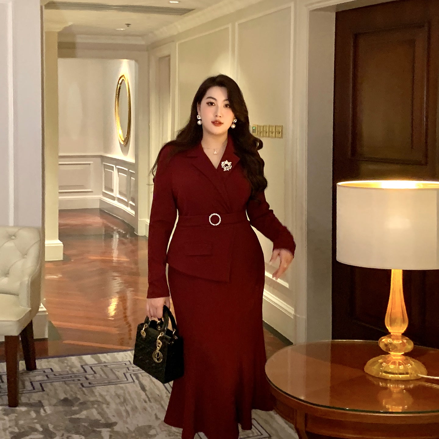 GLEC高端胖mm大码女装2025早秋气质荷叶边鱼尾西装领连衣裙G692A
