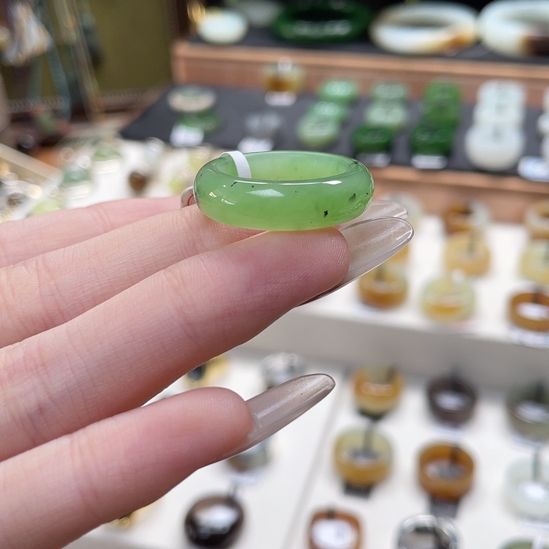 和田玉未镶嵌戒指1-内径18.0