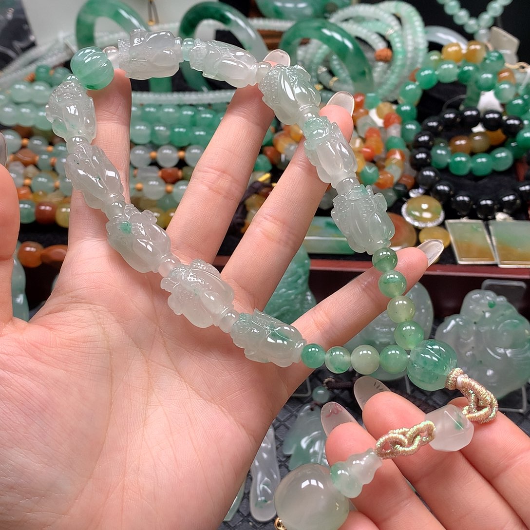 石英质玉未镶嵌手持