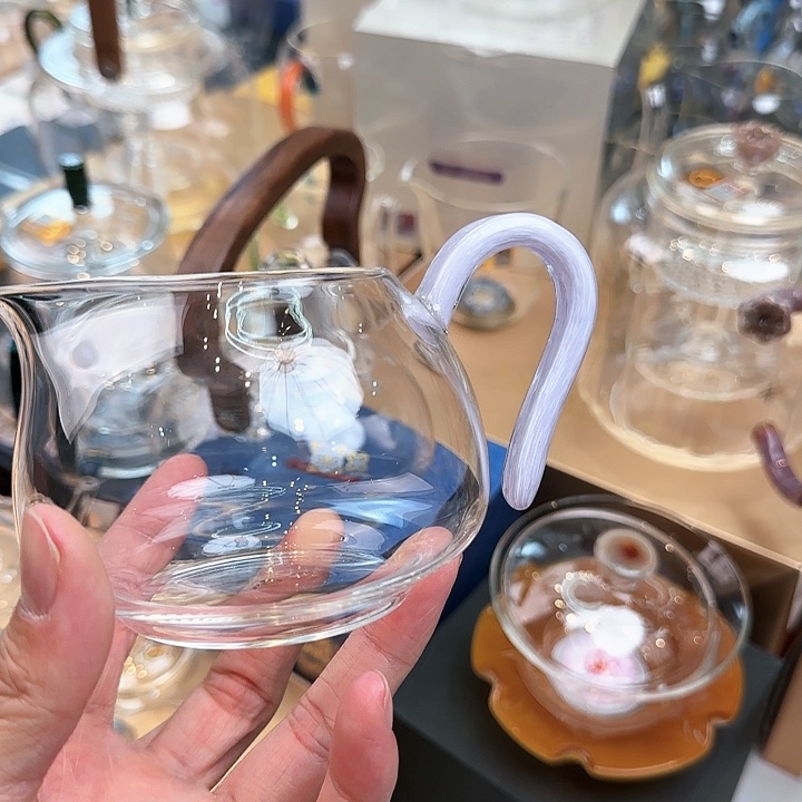 禾器淡然粉彩公道杯