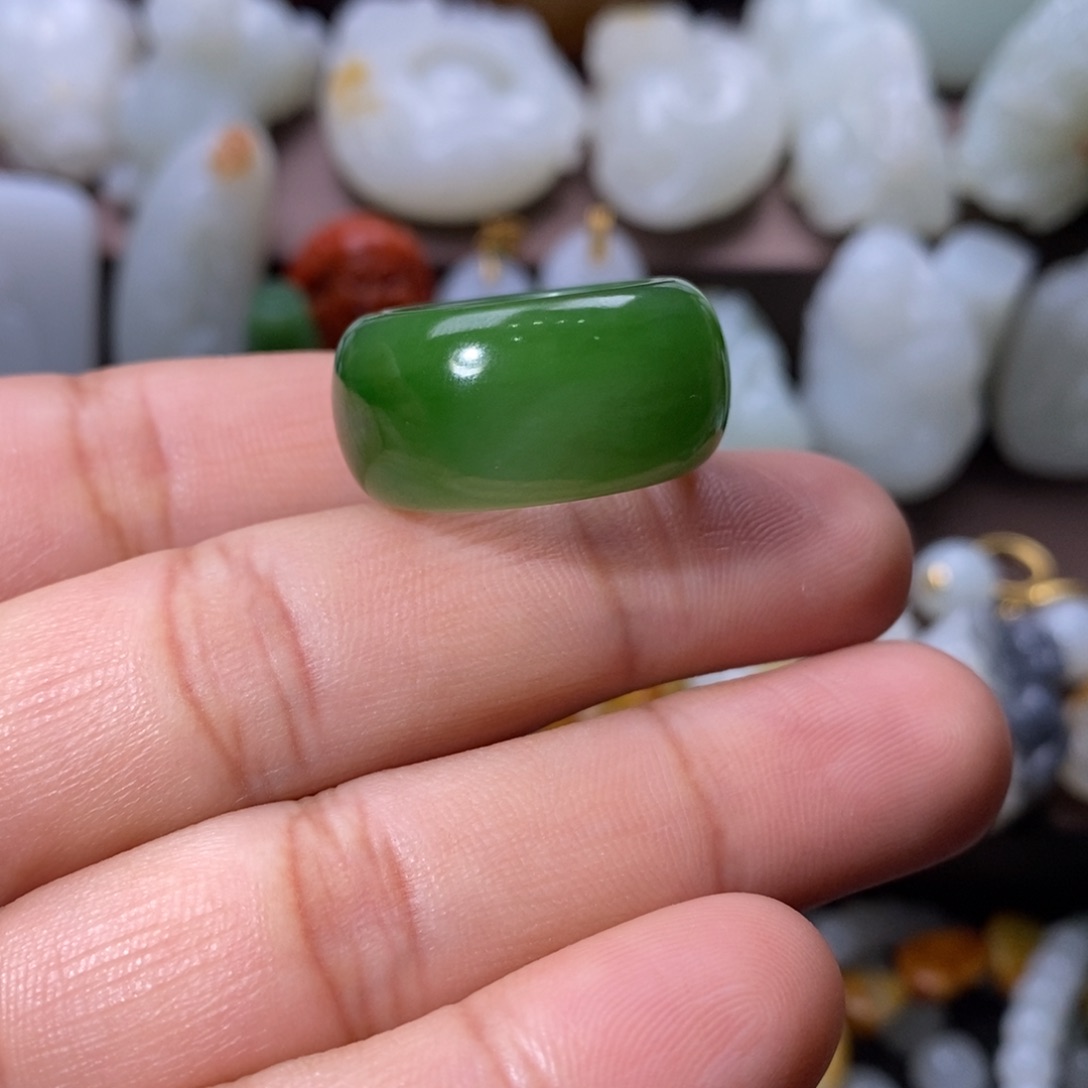 和田玉（碧玉）戒指未镶嵌