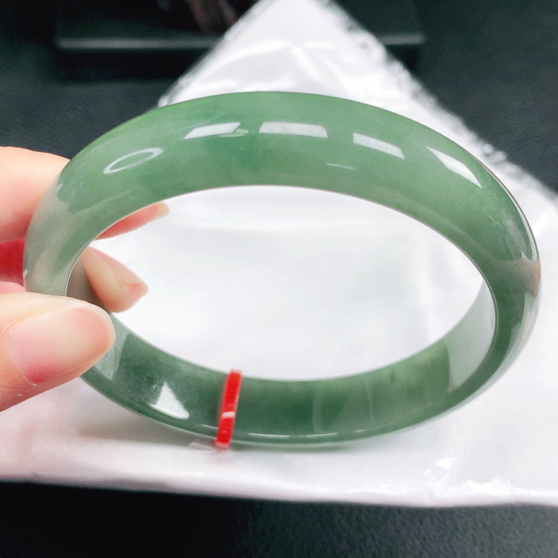 翡翠未镶嵌手镯64圈