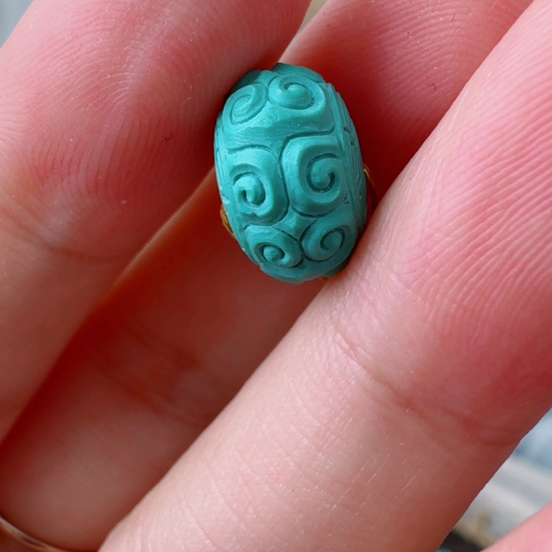 绿松石未镶嵌挂件