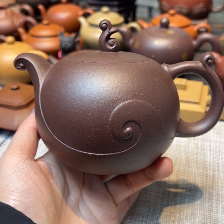 紫砂茶壶如意，容量400毫升，紫泥