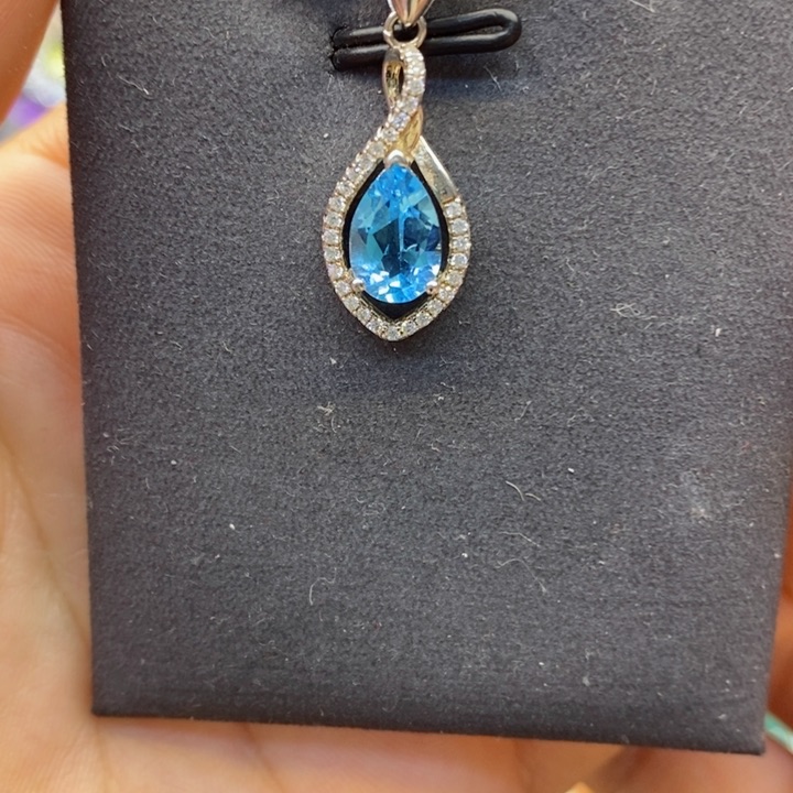 托帕石颈饰银S925镶嵌天然托帕石吊坠