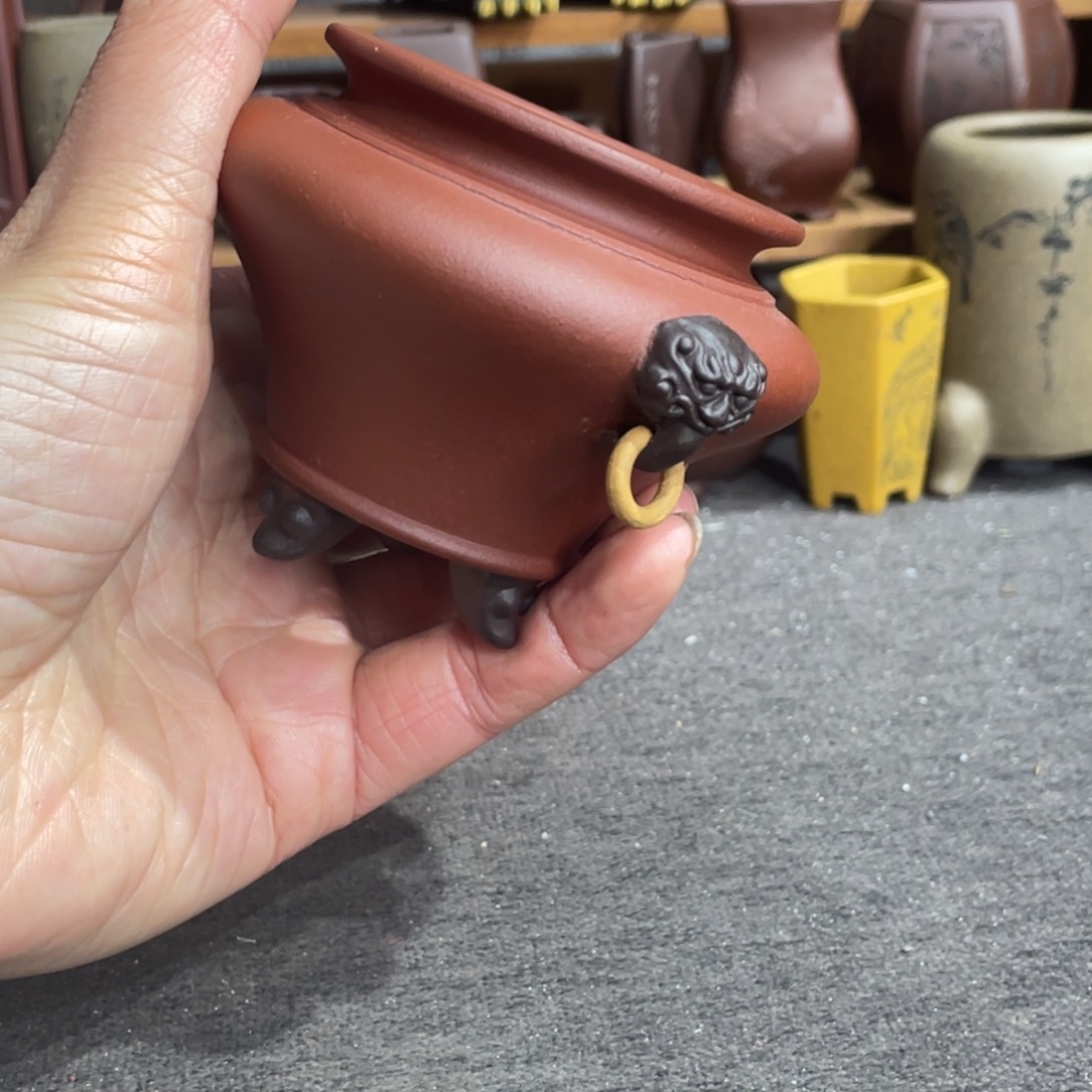 紫砂茶盘在干嘛啊