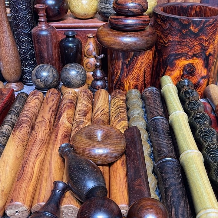 交趾黄檀（大红酸枝）?**通