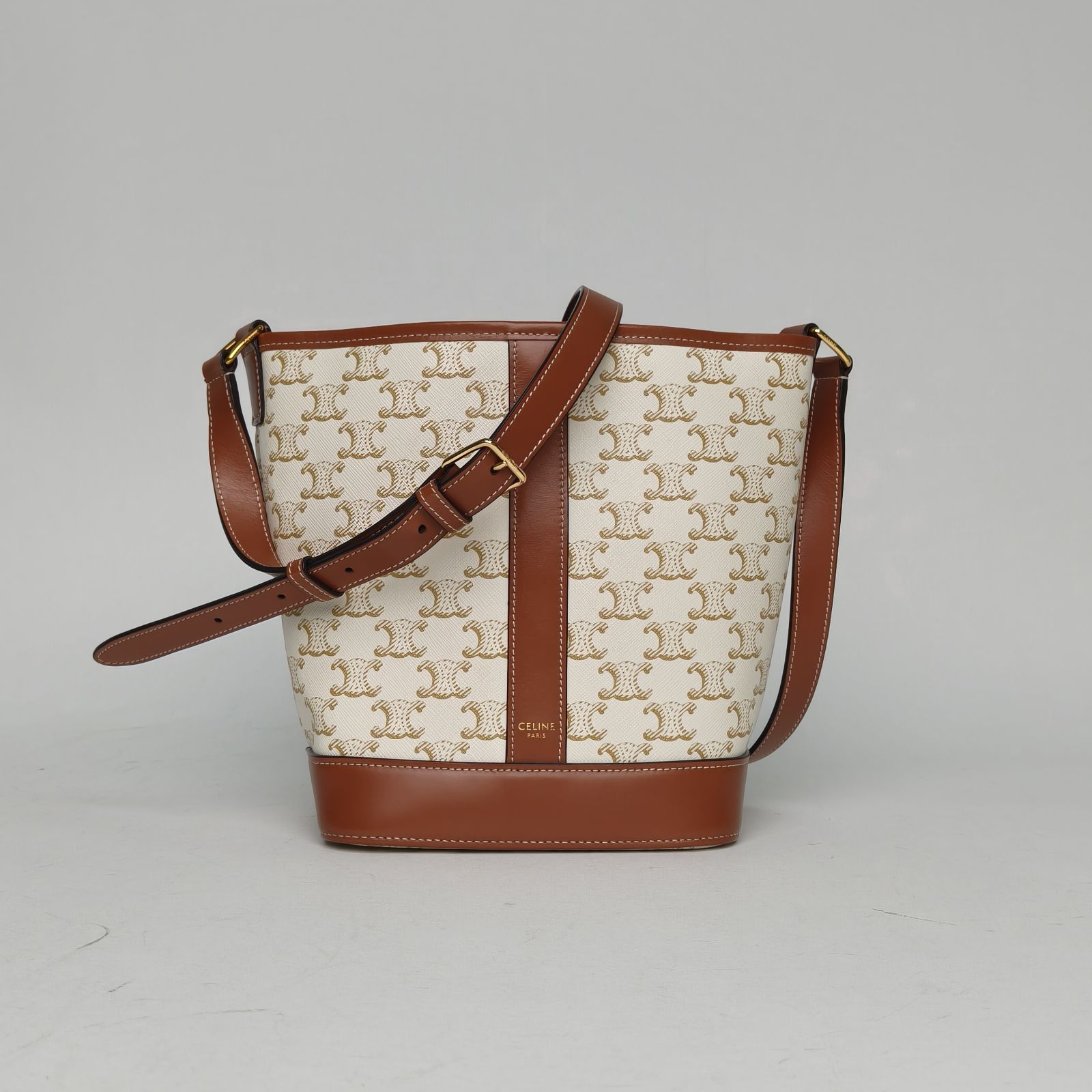 95新 Celine/思琳 【娇】凯旋门 标志印花水桶包18老花PVC 314279