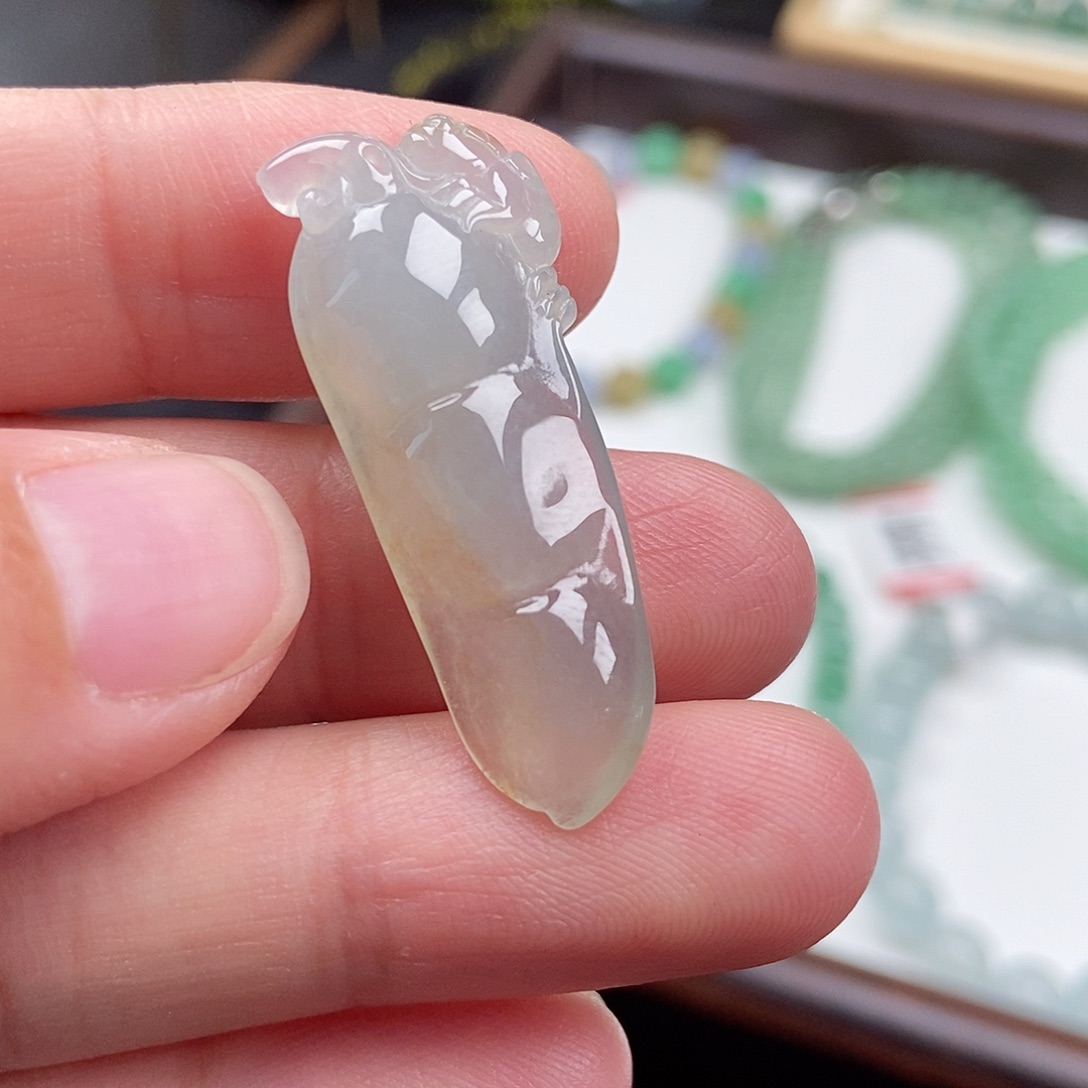 翡翠未镶嵌手串卡34×13×6.4