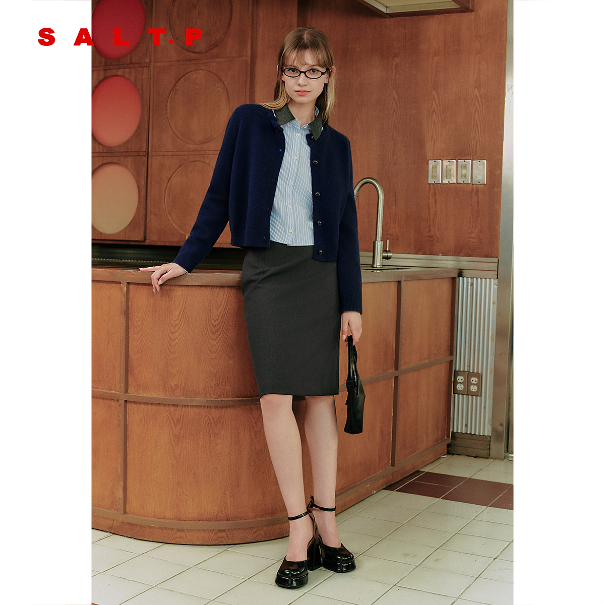  SALT.P可颜2025新款MIU系学院风灰色压褶半身裙短款AC35350010