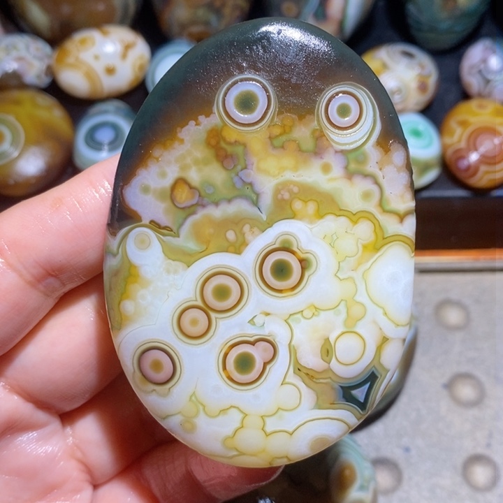 未镶嵌玛瑙/玉髓珠宝半成品93