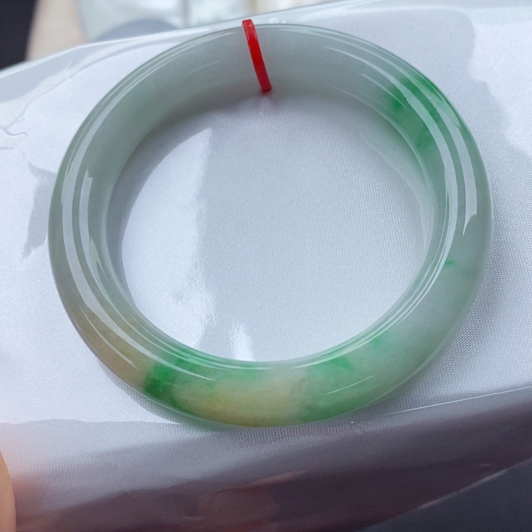 翡翠未镶嵌手镯（圆镯）53圈