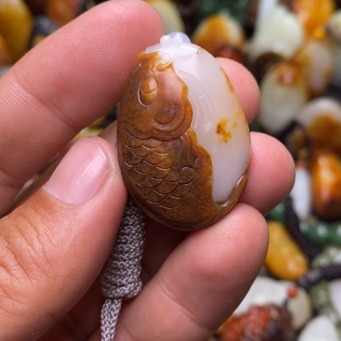 和田玉颈饰未镶嵌顾*夕