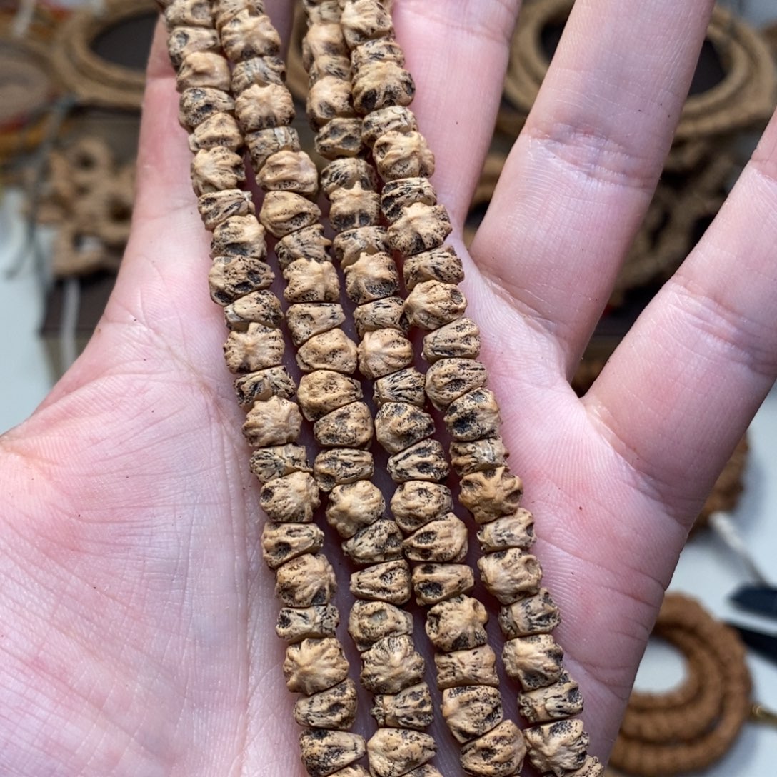 柏香籽/百香籽吊坠