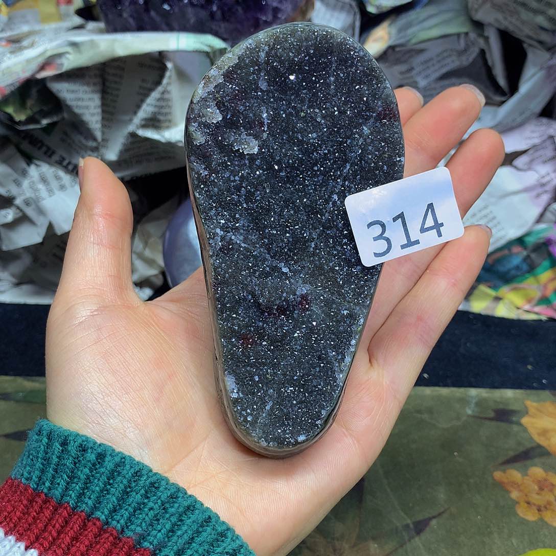 紫晶大型摆件（非配饰）未镶嵌