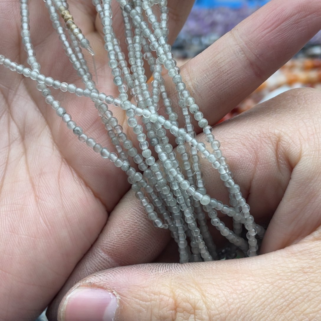 玛瑙/玉髓珠宝半成品未镶嵌两条装2mm灰水晶圆珠