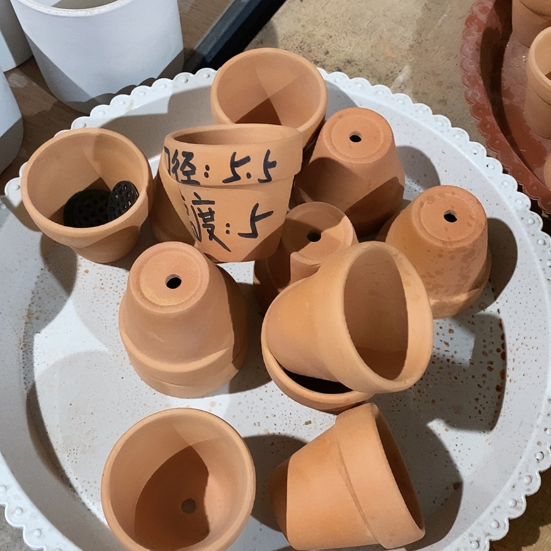 瑕疵红陶5.5×5-18    