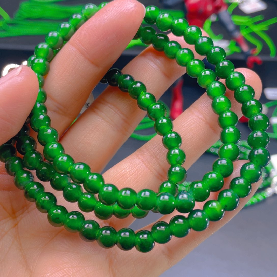 翡翠颈饰未镶嵌，1