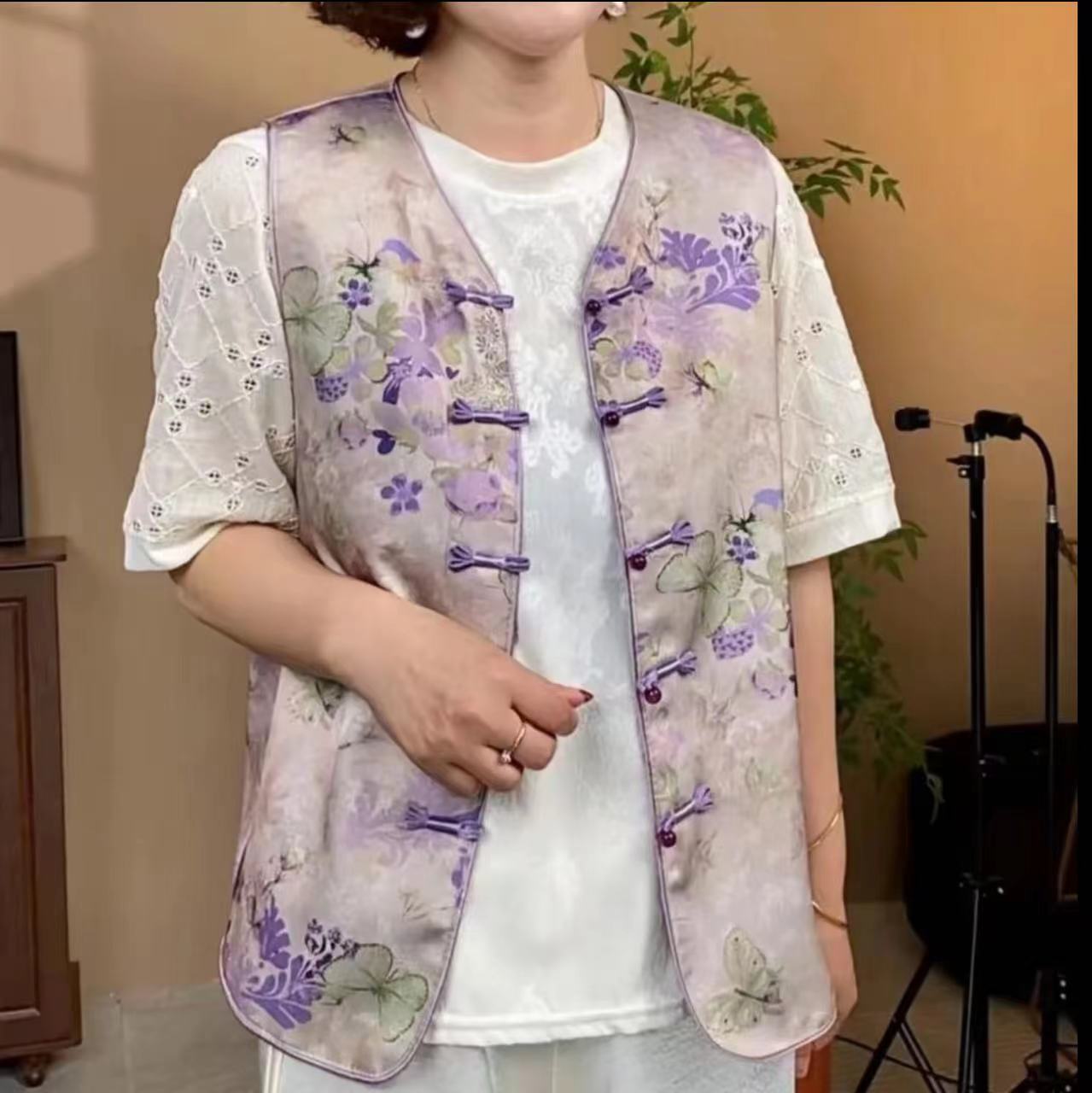 2025秋季新款马夹提花大码女新中式马甲免烫百搭植物花卉盘扣坎肩