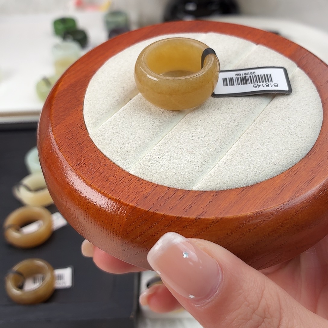 和田玉未镶嵌戒指Q91橘糖墩墩内径17.5