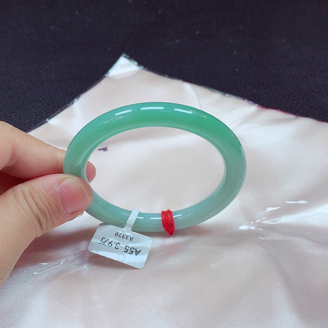 翡翠手镯未镶嵌手镯55