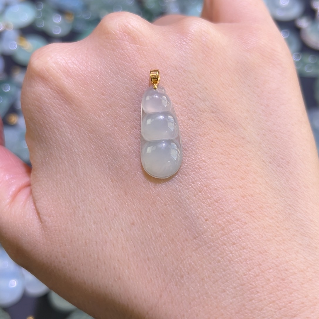 翡翠颈饰18K金镶嵌福利款豆子不退不换