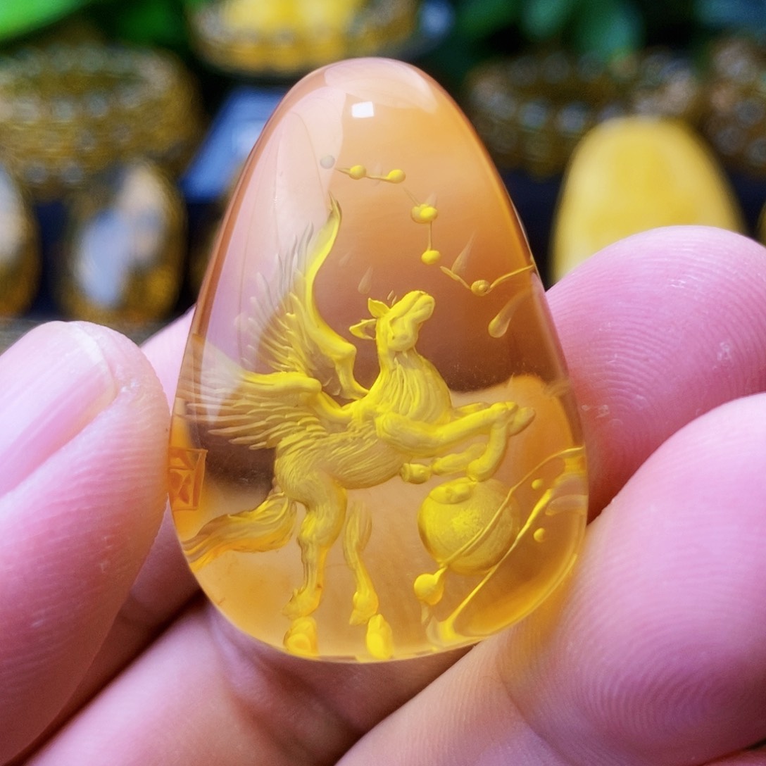 【闪购商品】金珀吊坠(不含链)未镶嵌