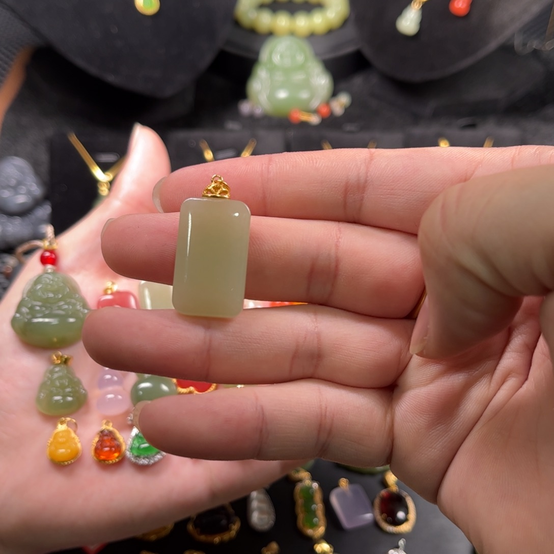 和田玉颈饰银S925镶嵌