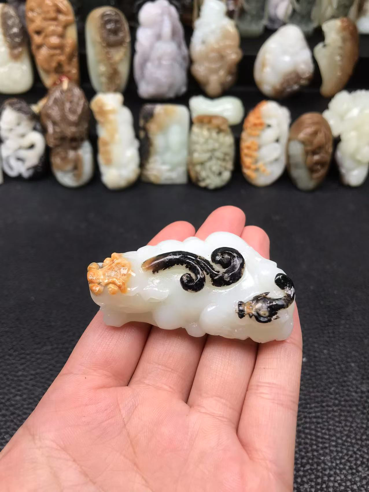 和田玉貔貅，实物震撼，