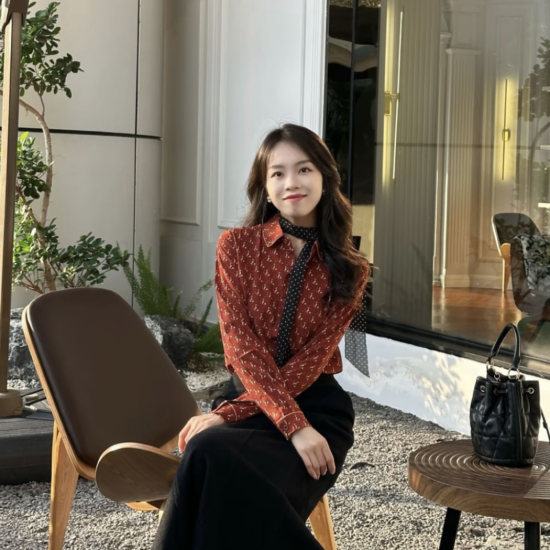 GIRDEAR/哥弟2025年 早春新款翻领印花长袖衬衫 130073