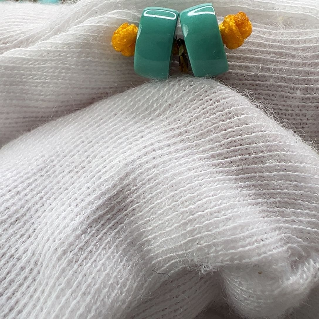 绿松石直切对珠未镶嵌