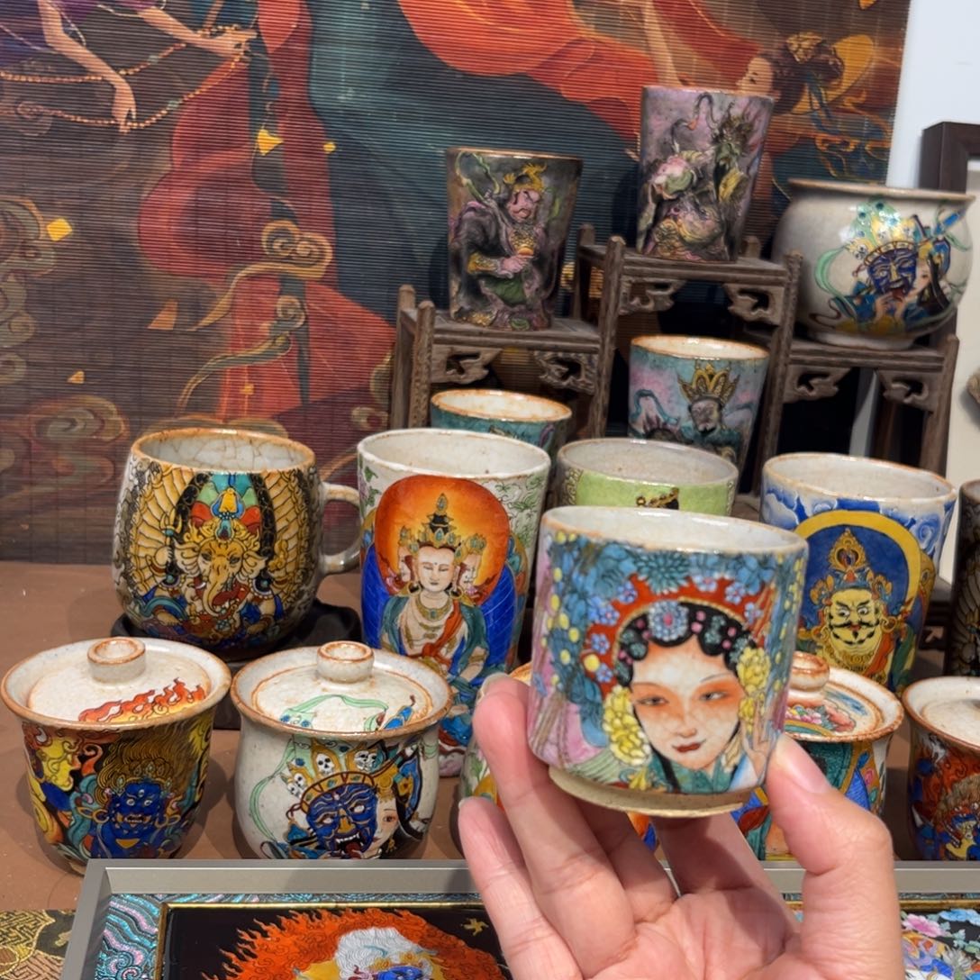 手工手绘花旦茶杯