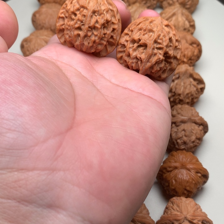 文玩核桃吊坠苹果39